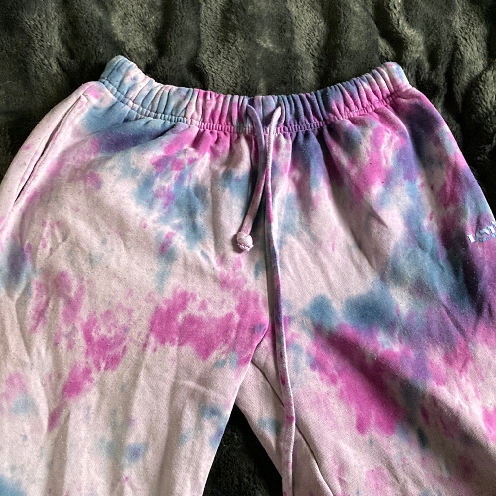 Tie dye Levi’s baggy sweatpants